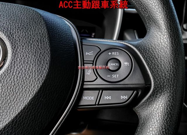 國民神車 豪華+版 iKEY ACC AEB 車道偏離 恆溫 TCS 全車九安 一手車 原廠保養 全車原板件 可全貸!  第12張相片