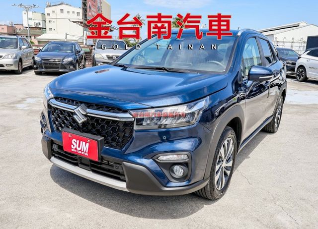 24年式 24/9月領 4WD 只跑26km 全景天窗 ACC AEB 車道偏離 環景 車載系統 原鈑件 現省29萬  第1張相片