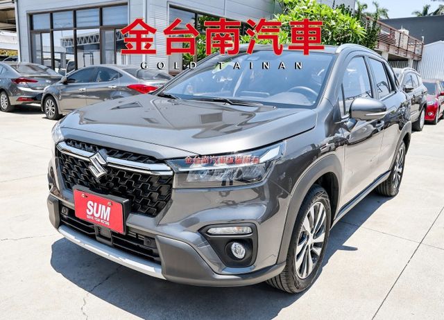 24年式 24/9月領 4WD 只跑466km 全景天窗 ACC AEB 車道偏離 環景 車載系統 原鈑件 現省29萬  第1張相片