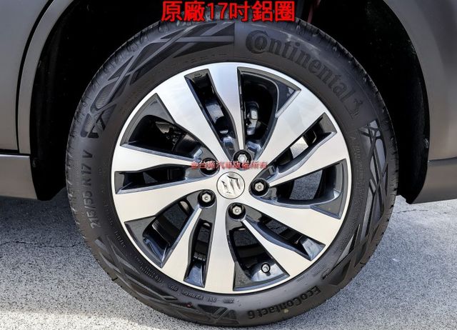 4WD旗艦版 23年式 原廠主管用車 只跑1千 全景天窗 ACC AEB 車道偏離 環景 車載系統 全車原板件 可全貸!  第7張相片