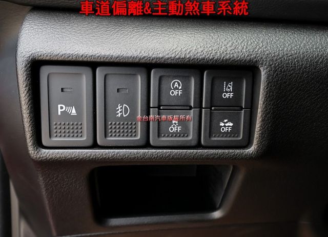 4WD旗艦版 23年式 原廠主管用車 只跑1千 全景天窗 ACC AEB 車道偏離 環景 車載系統 全車原板件 可全貸!  第11張相片