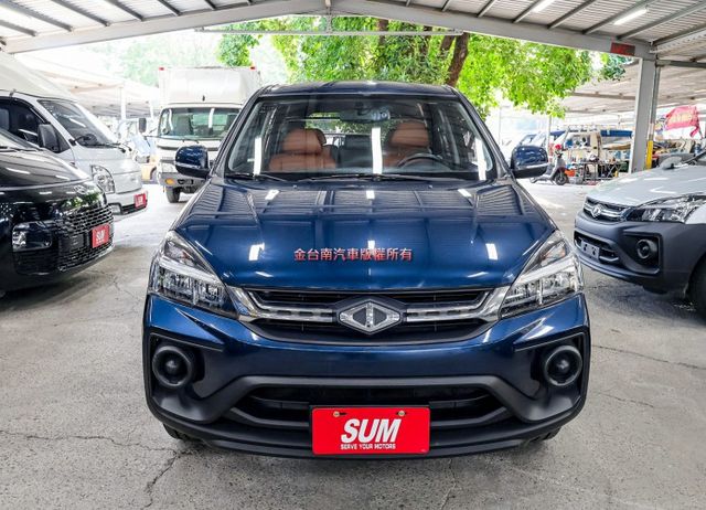 精緻版 只跑3.4萬 定速 ABS 循跡防滑 雙安 後座冷氣出風口 一手車 全車原鈑件 可全貸 附全額發票!  第5張相片