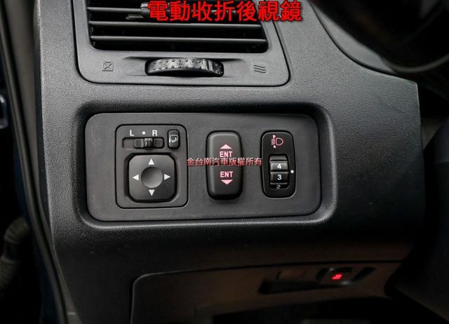 精緻版 只跑3.4萬 定速 ABS 循跡防滑 雙安 後座冷氣出風口 一手車 全車原鈑件 可全貸 附全額發票!  第11張相片