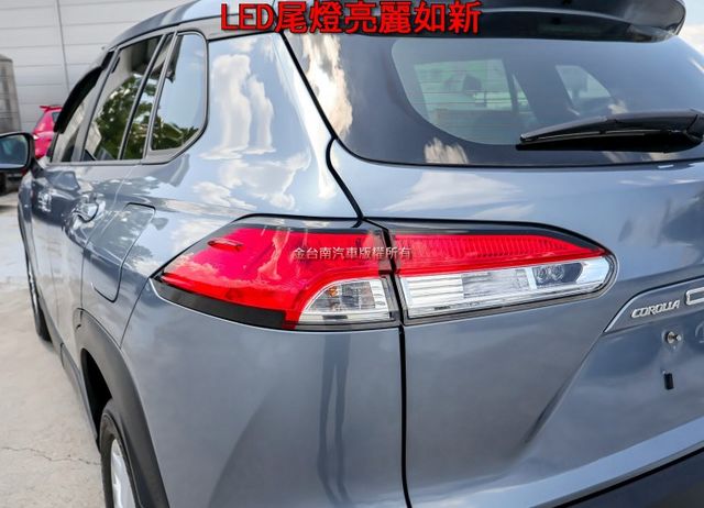 豪華版 ACC AEB 車道維持及偏離 iKEY TCS 恆溫 ABS 一手 原鈑件 里程保證 不用殺價就很便宜!  第6張相片