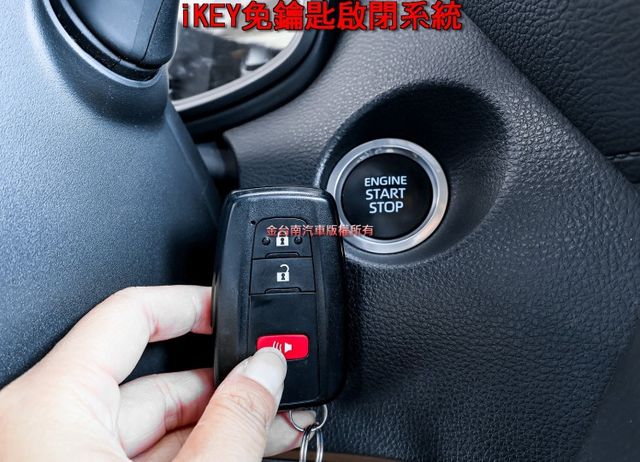 豪華版 ACC AEB 車道維持及偏離 iKEY TCS 恆溫 ABS 一手 原鈑件 里程保證 不用殺價就很便宜!  第14張相片