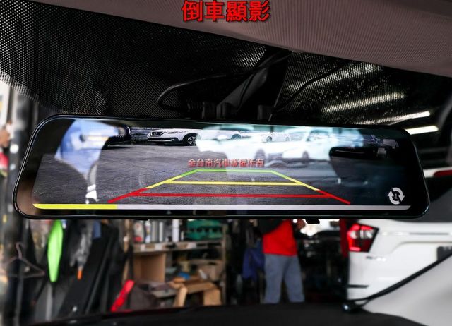 17年式 16/12出廠 渦輪 只跑12.4萬 定速 ABS TCS 倒車顯影 四安 一手車 原鈑件 里程保證 可全貸!  第14張相片