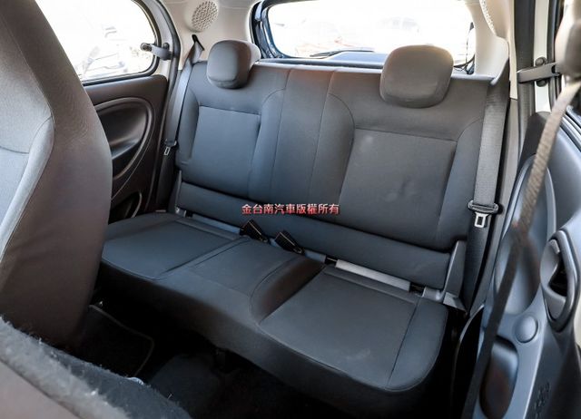 66KW PURE渦輪版 白黑雙色 安卓影音 無線CARPLAY 恆溫 ABS 全車五安 少跑全車原板件 可全貸!  第12張相片