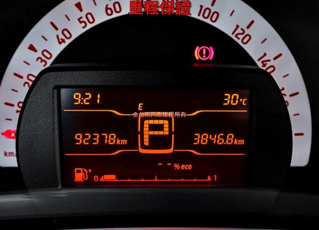 66KW PURE渦輪版 白黑雙色 安卓影音 無線CARPLAY 恆溫 ABS 全車五安 少跑全車原板件 可全貸!  第14張相片