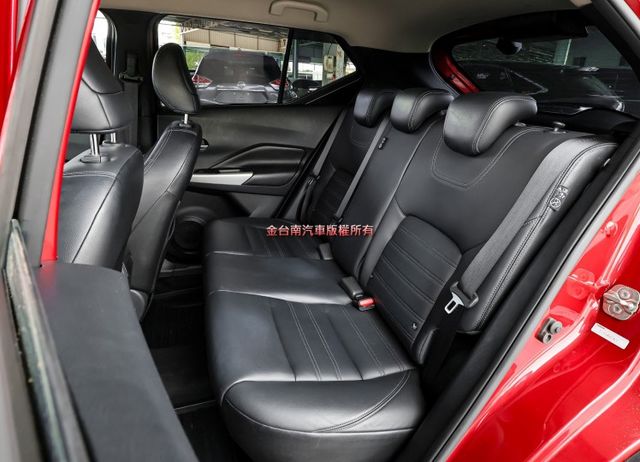 智行旗艦版 一手車 只跑5.5萬 原廠保養 全車原板件 車道偏離 AEB 環景 車載系統 iKEY 可全貸!  第10張相片