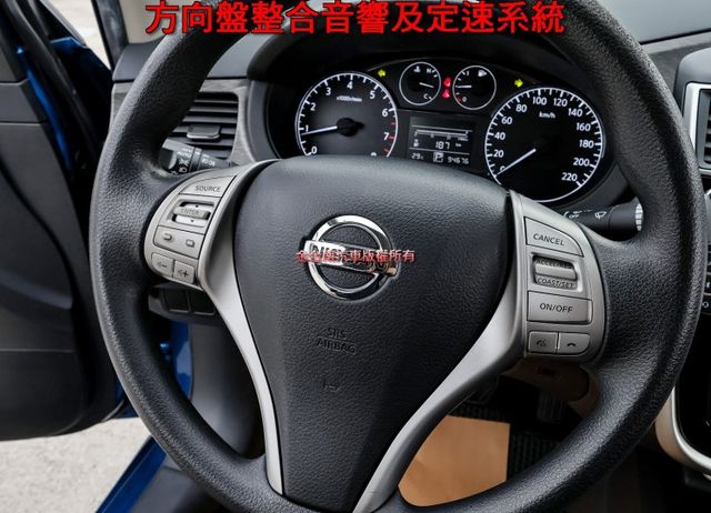 旗艦版 少跑里程保證 車況超好 車載系統 環景 雙區獨立恆溫 衛星導航 iKEY 盲點 可全貸 不用殺價就很便宜!  第11張相片