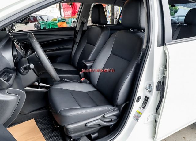 經典版 影音特仕 選配環景 九安 電動收折 車載系統 衛星導航 HUD 車側警示燈 一手車 原鈑件 可全貸!  第7張相片
