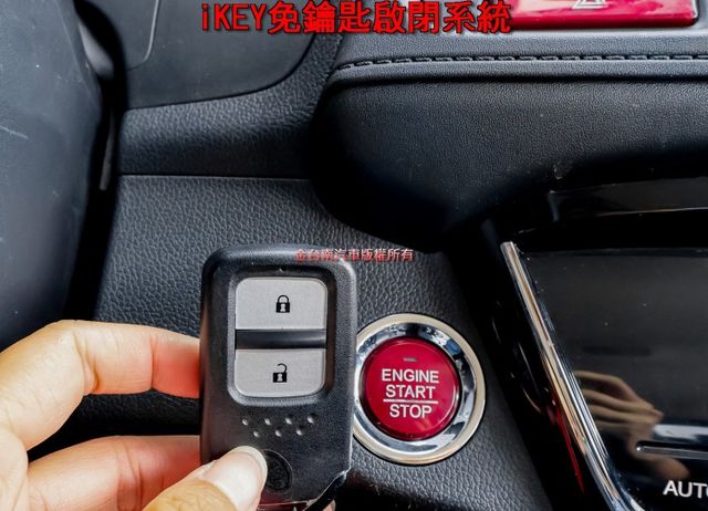 S版 LED頭燈 八安 影音 衛星導航 iKEY 定速 恆溫 快撥 TCS 少跑 原鈑件 里程保證 不用殺價就很便宜!  第14張相片