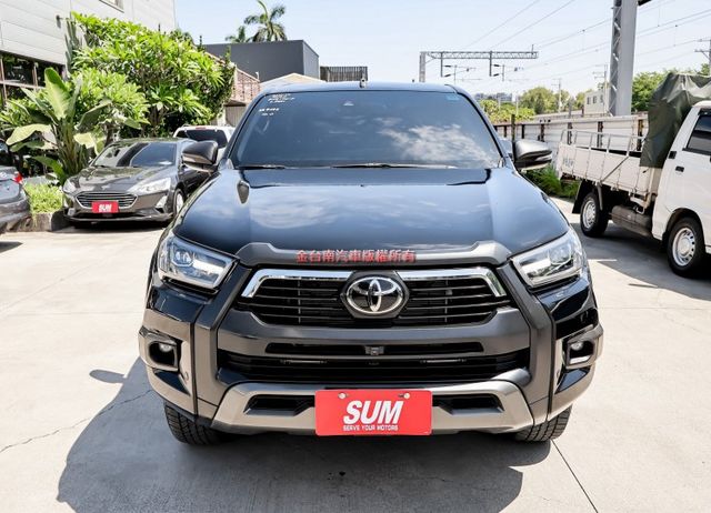 4WD 雙廂 選配影音特仕 車斗捲簾及置物架 跑3.8萬 環景 HUD 雙電動通風椅 ACC 車載系統 原鈑件 原廠保養  第4張相片