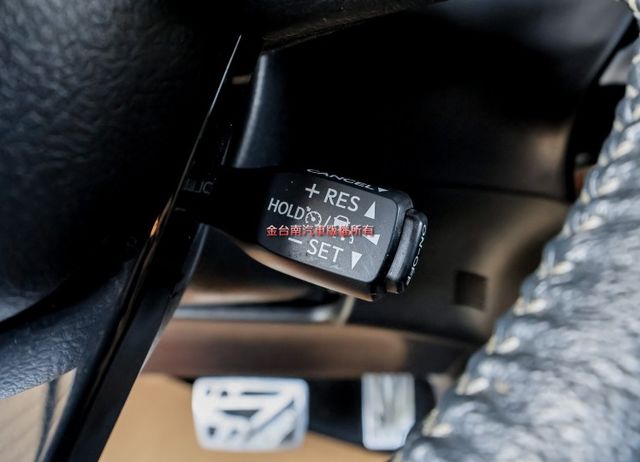 4WD 雙廂 選配影音特仕 車斗捲簾及置物架 跑3.8萬 環景 HUD 雙電動通風椅 ACC 車載系統 原鈑件 原廠保養  第14張相片