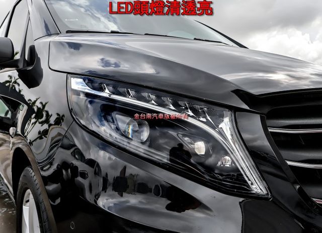 九人座豪華商旅 一手車 只跑2萬 全車原板件如新 ACC AEB 車道維持 車載系統 附全額發票 可全貸!  第6張相片