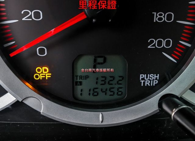 安卓影音 已改車頂架 後座出風口 一年只跑不到一萬 里程保證 全車原板件 附全額發票 可全貸!  第10張相片