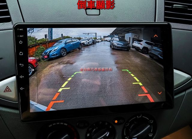 安卓影音 已改車頂架 後座出風口 一年只跑不到一萬 里程保證 全車原板件 附全額發票 可全貸!  第12張相片