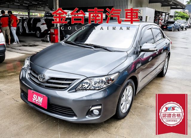 E版特仕版 一年只跑七千多 里程保證 全車原板件 前後雙雷達 HUD 恆溫 定速 ABS 雙安 可全貸 不用殺價就很便宜  第1張相片