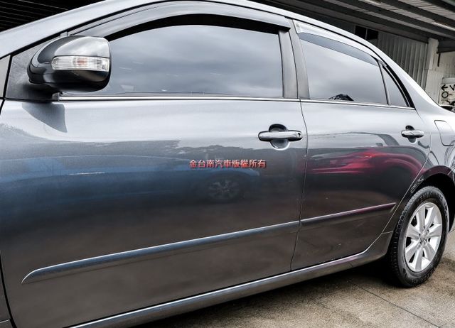 E版特仕版 一年只跑七千多 里程保證 全車原板件 前後雙雷達 HUD 恆溫 定速 ABS 雙安 可全貸 不用殺價就很便宜  第8張相片