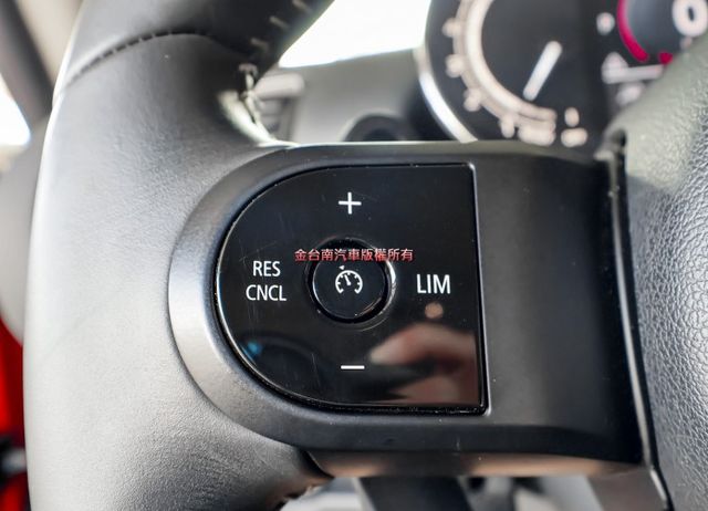 Cooper S ALL4 4WD 記憶椅 雙電動椅 車道偏離 AEB 快撥 衛星導航 雙區恆溫 iKEY 一手車!  第13張相片