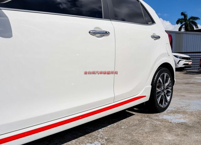 GT-Line 天窗 加裝盲點 只跑1.6萬 ACC AEB 車道偏離 iKEY 恆溫 車載系統 一手車 原鈑件 可全貸  第6張相片
