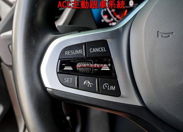 24年式2月領 M版 只跑2.4萬 HK音響 自動停車 記憶椅 雙電動椅 ACC AEB 車載系統 電動尾門 原鈑件  第14張相片