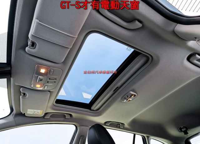 GT-S旗艦版 一年只跑不到一萬 四輪傳動 170匹馬力 天窗 電動椅 安卓影音 盲點 全車七安 可全貸!  第11張相片