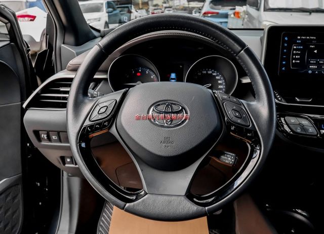 最高豪華版 只跑2.8萬 雙電熱椅 電動椅 HUD 車側警示燈 盲點 衛星導航 ACC AEB 車道偏離 一手 原鈑件  第12張相片