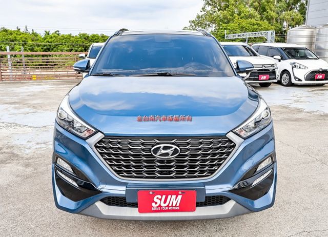 1.6渦輪 汽油尊貴型 全景天窗 大包 電動椅 電動尾門 環景 無線CARPLAY 少跑里程保證 全車原板件 可全貸!  第5張相片