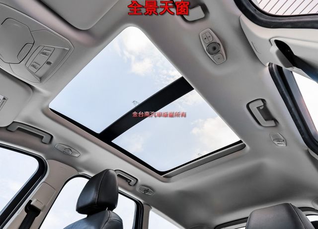 18年式 1.5渦輪 時尚經典型 一手只跑2.9萬 全車原板件 全景天窗 感應尾門 盲點 倒車顯影 可全貸!  第10張相片