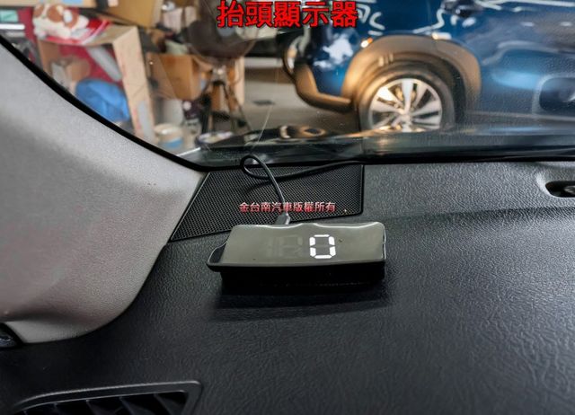 大螢幕安卓機 衛星導航 TCS ABS 雙安 HUD 加裝電折後視鏡 里程保證 代步最佳選擇!  第13張相片