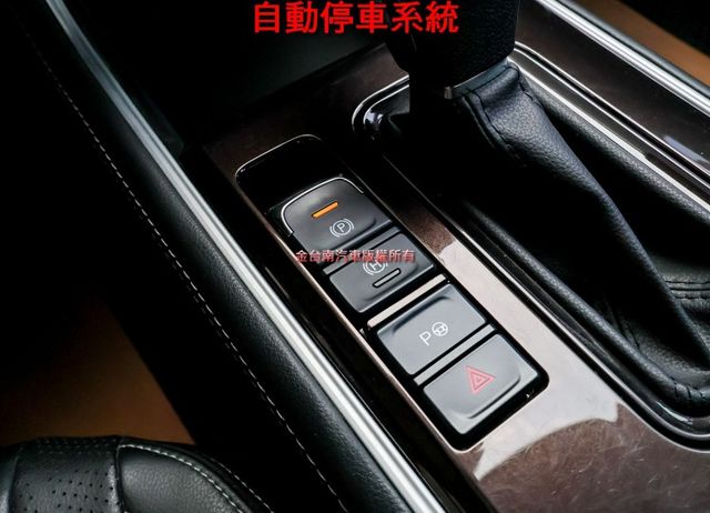 一手車 只跑3.7萬 ACC AEB 車道偏離 自動停車 盲點 環景 電動尾門 HUD 衛星導航 iKEY 原鈑件!  第17張相片