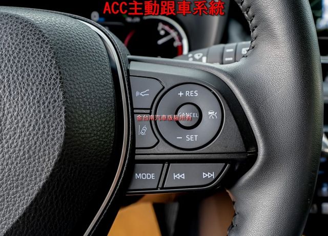 最高旗艦版 只跑2.6萬 電動尾門 環景 衛星導航 車載系統 記憶椅 雙電熱椅 ACC 盲點 車道維持 HUD 原鈑件  第12張相片