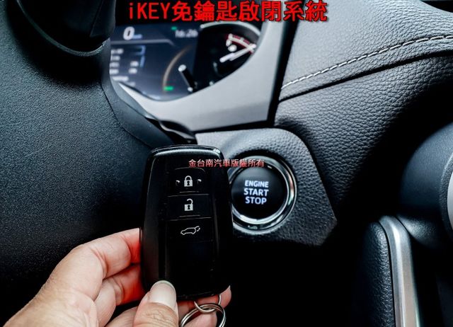最高旗艦版 只跑2.6萬 電動尾門 環景 衛星導航 車載系統 記憶椅 雙電熱椅 ACC 盲點 車道維持 HUD 原鈑件  第13張相片