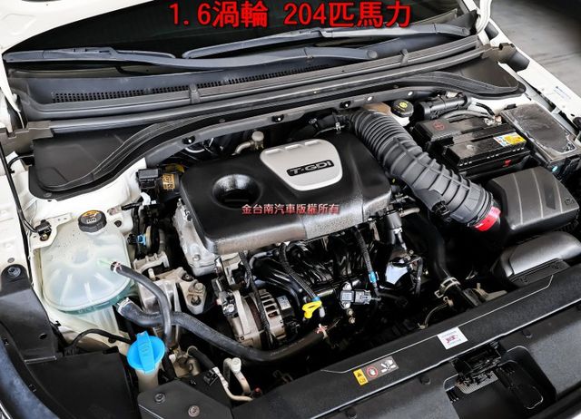 21年式 SPORT極速版 一手只跑1.2萬 204匹馬力 大包 原廠影音 AEB 車道偏離 恆溫 全車原板件 可全貸!  第18張相片