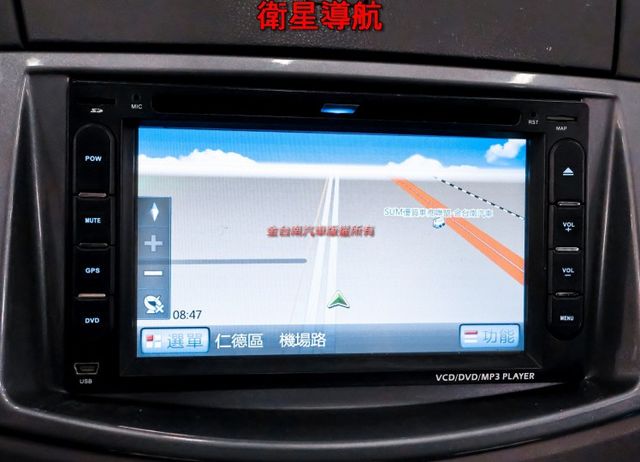 頂級版有輪弧 15年式 只跑10萬 全車原板件 原廠影音 ABS 雙安 恆溫 中冷 附全額發票 可全貸 事業打拼幫手!  第14張相片