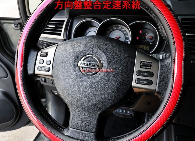 10年式 五門L版 一年只跑六千多 里程保證 全車原板件 iKEY 恆溫 ABS 雙安 不用殺價就很便宜!  第12張相片