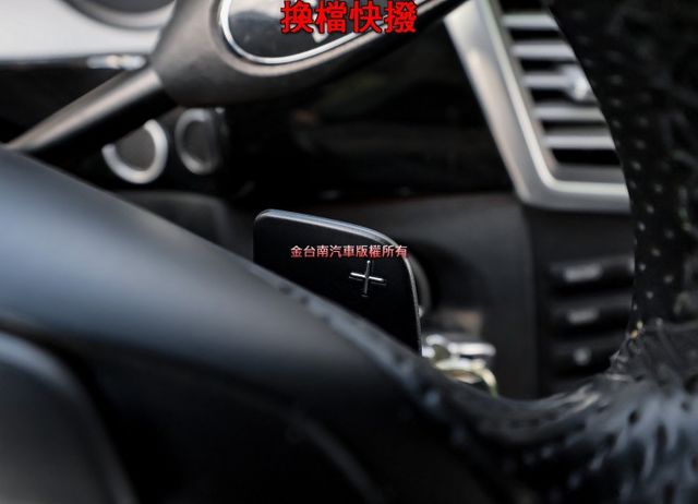 總代理 13年式 E300 Avantgarde 252匹馬力 天窗 雙記憶椅 倒車顯影 NAVI 全車八安 全車原板件  第13張相片