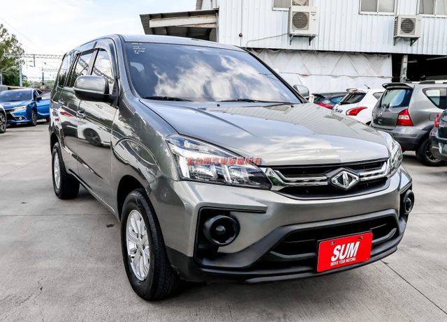 附全額發票 定速 ABS TCS 雙安 電折後視鏡 後座出風口 倒車顯影 一手車 全車原鈑件 里程保證!  第4張相片