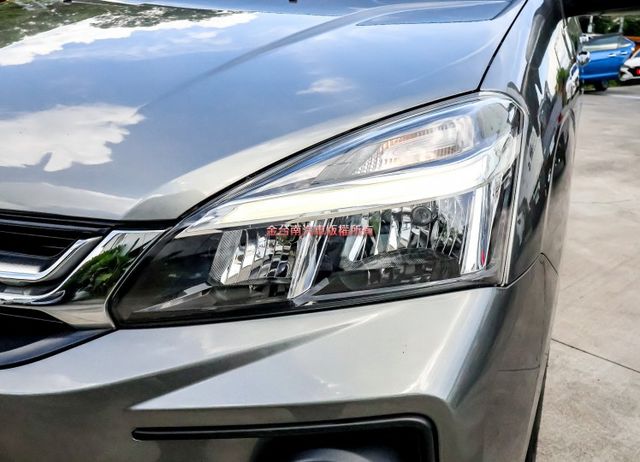 附全額發票 定速 ABS TCS 雙安 電折後視鏡 後座出風口 倒車顯影 一手車 全車原鈑件 里程保證!  第6張相片