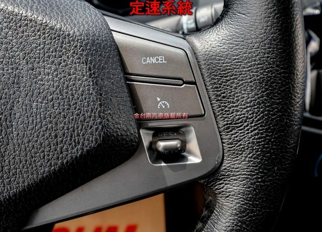 附全額發票 定速 ABS TCS 雙安 電折後視鏡 後座出風口 倒車顯影 一手車 全車原鈑件 里程保證!  第12張相片