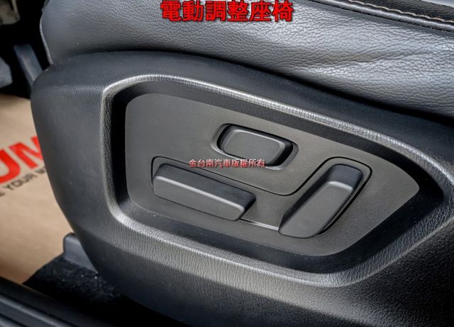 最高旗艦經典版 只跑7.5萬 ACC AEB BOSE音響 HUD 環景 電動椅 iKEY 盲點 電動尾門 原鈑件!  第10張相片