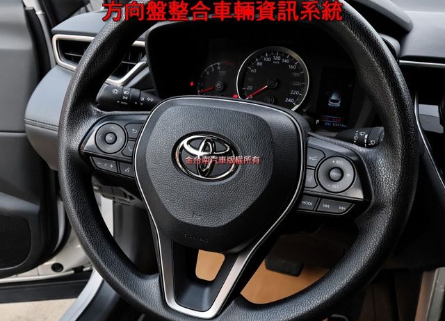 豪華版 一手車 少跑全車原板件 原廠保固中 ACC AEB 車道維持 恆溫 iKEY 七安 可全貸 不用殺價就很便宜!  第12張相片