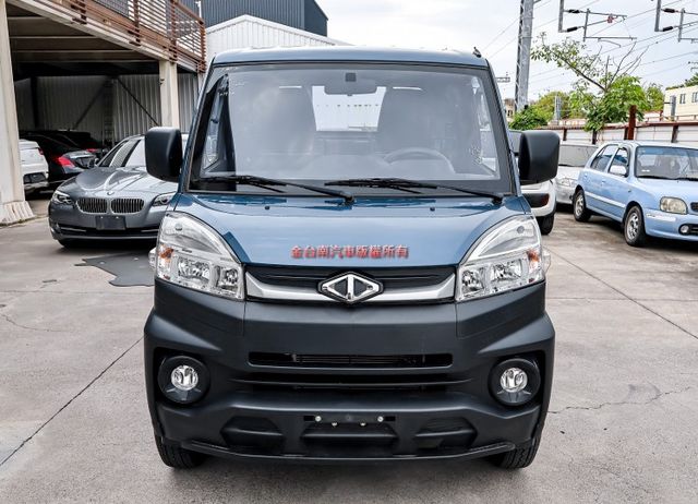 A210 一手只跑2千 自排 載重950KG 貨台長度2,410mm TCS ABS 定速 盲點 附全額發票 可全貸  第6張相片