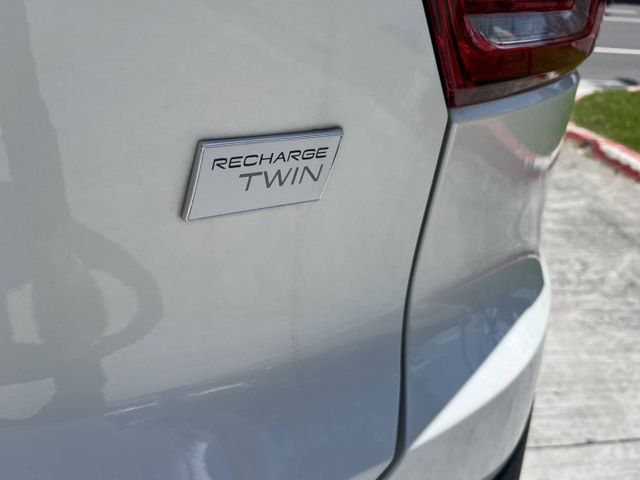 純電頂級版 4WD 408匹 只跑1.9萬 全景天窗 環景 HK音響 車載系統 LV2 一手 原鈑件 滿電續航465KM  第7張相片
