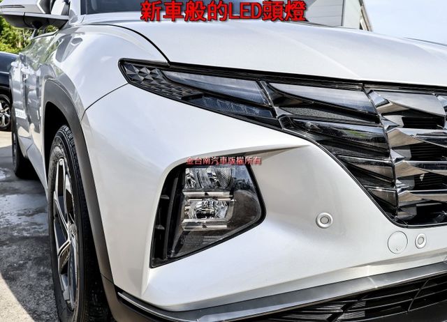 GLT-B 汽油旗艦 一手只跑1.8萬 全景天窗 電動椅 ACC 車道維持 車載系統 環景 電動尾門 原板件 可全貸!  第5張相片