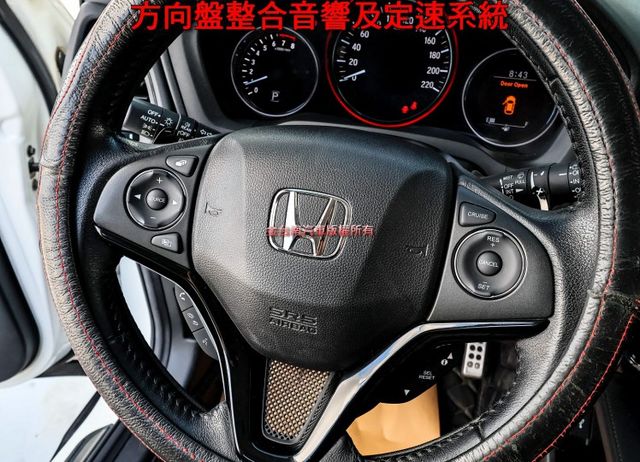 S頂級版 18年式 LED頭燈 原廠影音 NAVI 全車八安 一手車 少跑里程保證 可全貸 不用殺價就很便宜!  第13張相片