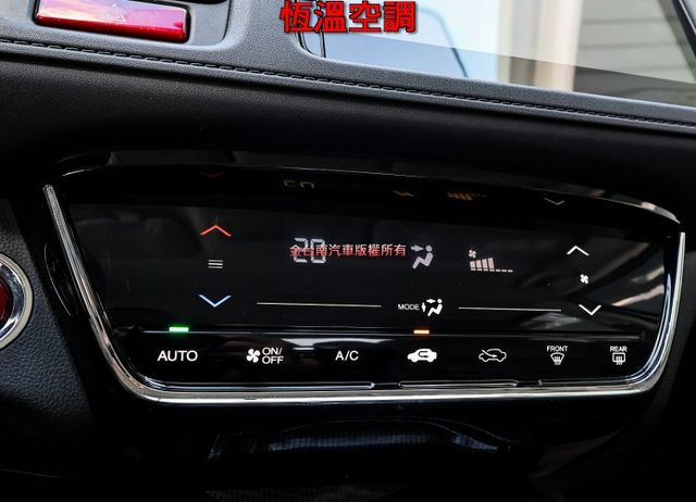 S頂級版 18年式 LED頭燈 原廠影音 NAVI 全車八安 一手車 少跑里程保證 可全貸 不用殺價就很便宜!  第18張相片