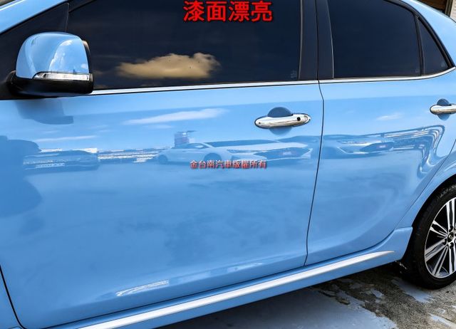 GT-Line頂級版 20年領牌 一手車 全車原板件 外觀套件 恆溫 iKEY 原廠影音 可全貸 不用殺價就很便宜!  第7張相片