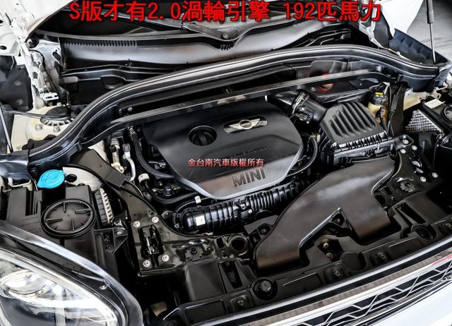 S版 2.0渦輪 192匹馬力 只跑5.7萬 里程保證 空力套件 雙電動椅 電動尾門 原廠影音 可全貸 不用殺價就很便宜  第20張相片